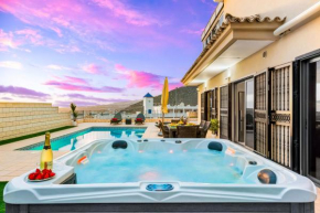 TORVISCAS SUNSET VILLA & Jacuzzi